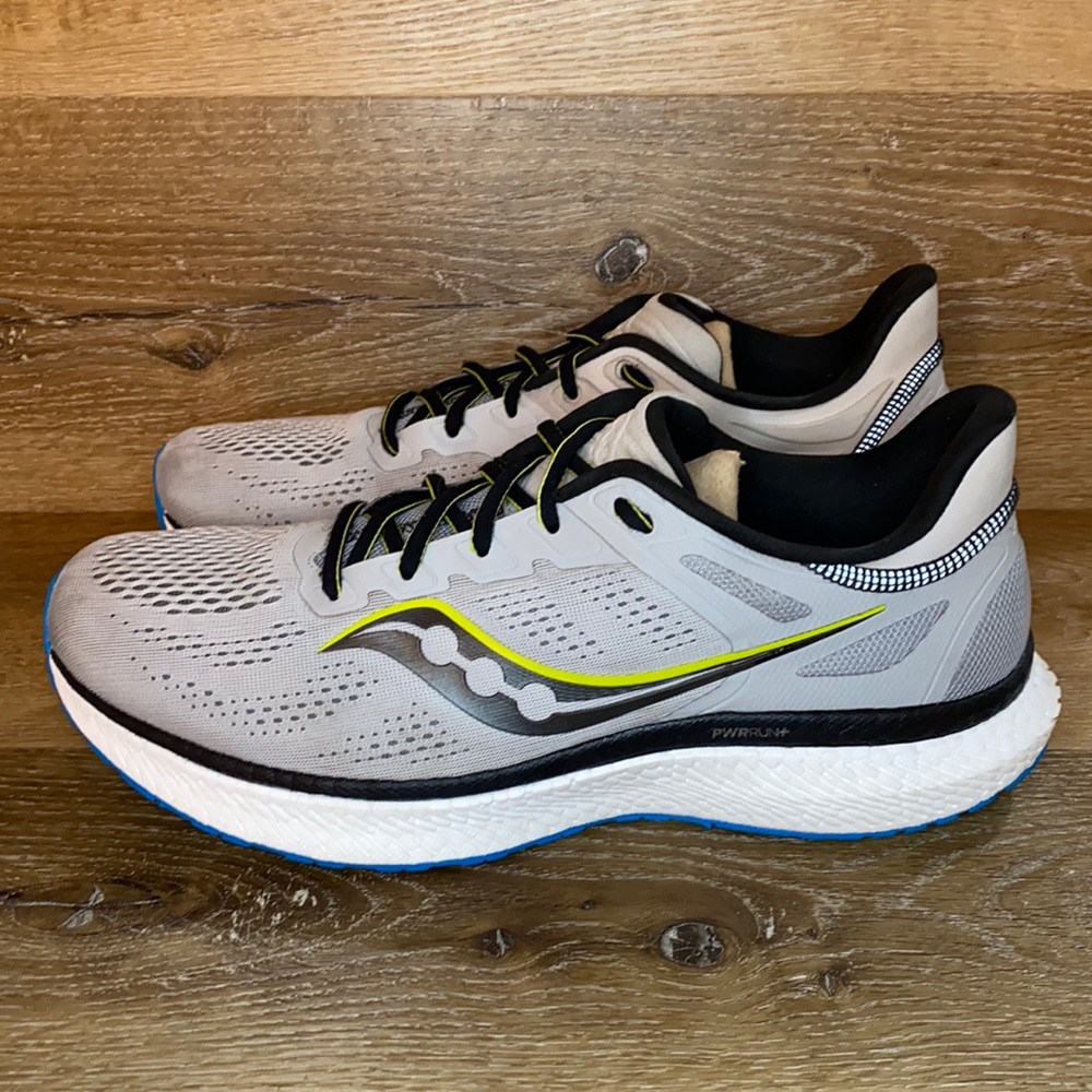 Saucony Hurricane 23 Size 11